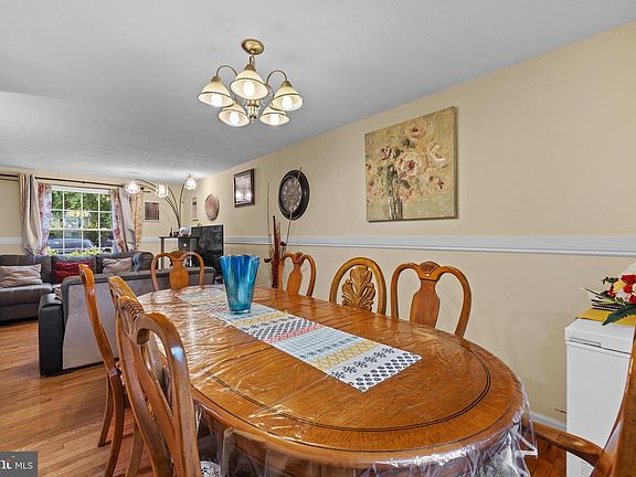 4th image of 18309 Quondal Ct