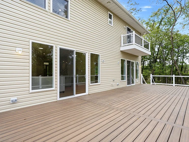 5116 Shore Dr — Photo 80