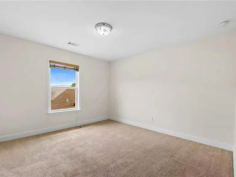 2588 Cannon Farm Ln — Photo 31
