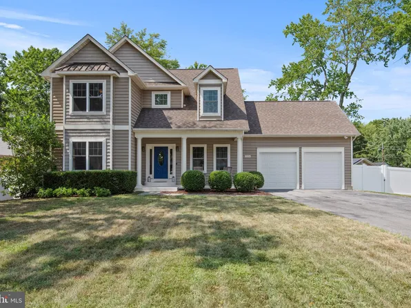 1326 Harbor Rd, Annapolis, MD 21403