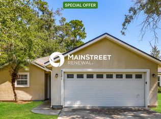 8281 Maple St, Jacksonville, FL 32244
