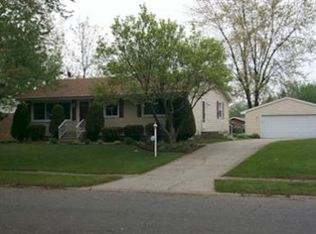 5557 W Redwood Ave, Portage, IN 46368