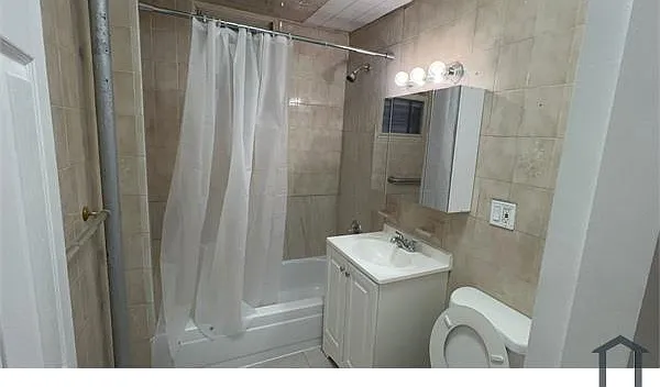 2 bed, $2,678 — Photo 4