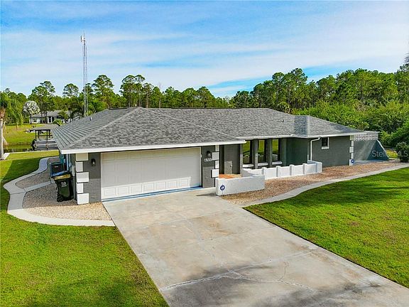 2nd image of 6701 Avocado Dr