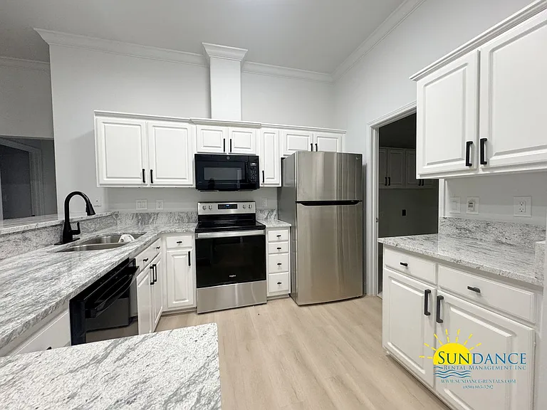 504 Fallin Waters Dr — Photo 10