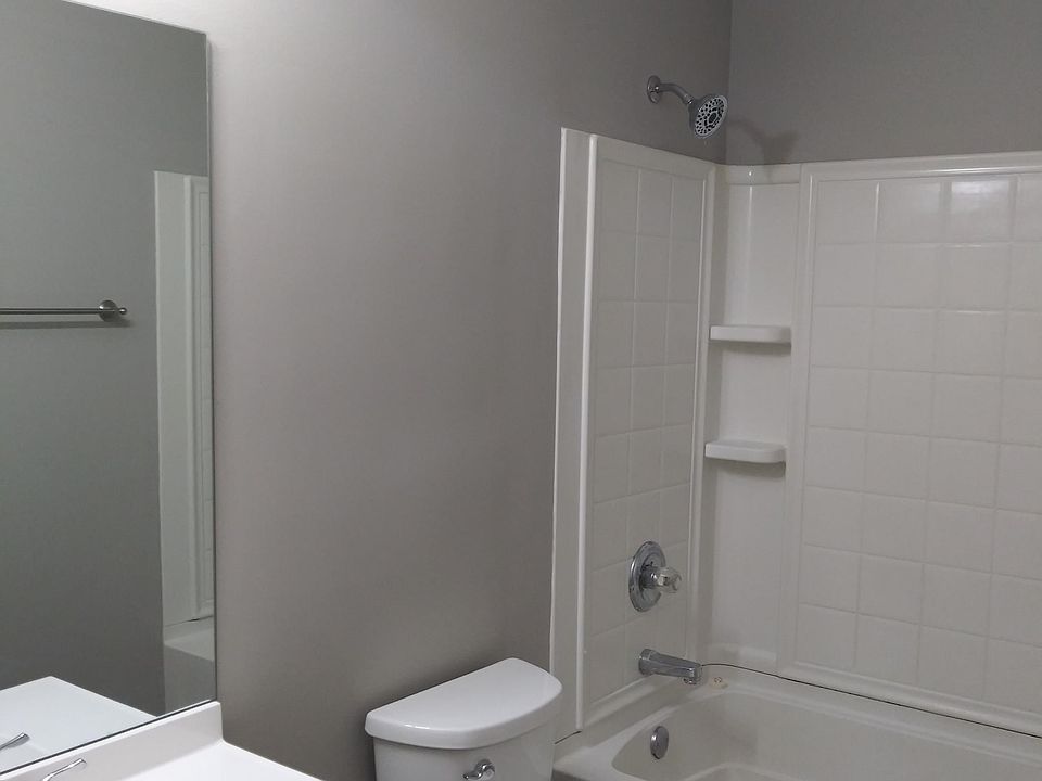 1st image of 107 Manna Dr APT 4