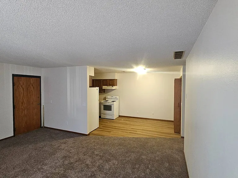 614 N East St #2 — Photo 5
