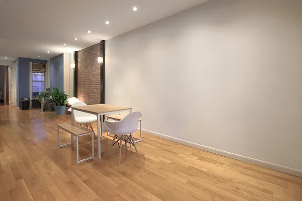 Sold by Oxford Property Group | media 3