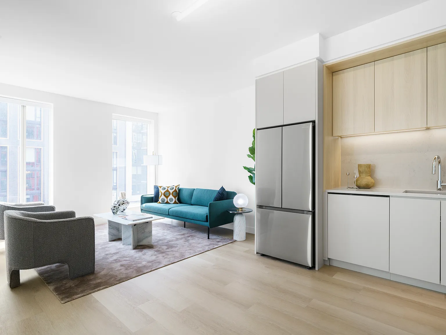 17 Hanover Place — Photo 1