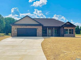 26879 Leslie Ln, Elkmont, AL 35620