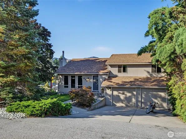 324 S Iowa Avenue, East Wenatchee, WA 98802