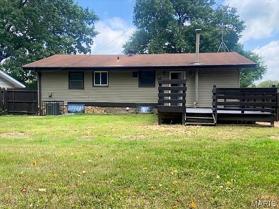 5th image of 39 Bayview Dr