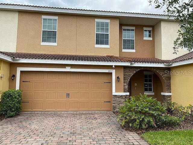 1st image of 207 White Dogwood Ln