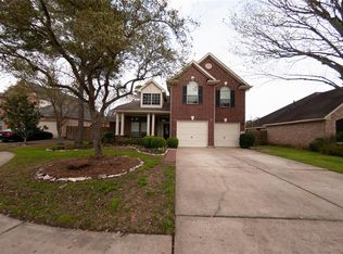 1209 Pine Field Ct, Pearland, TX 77581