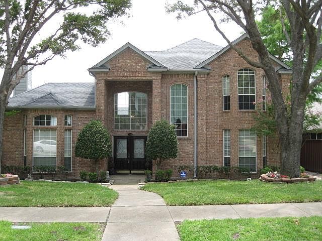 1st image of 712 Pine Lakes Dr