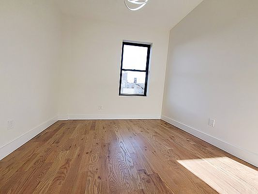 4th image of 70 Beaver St #5