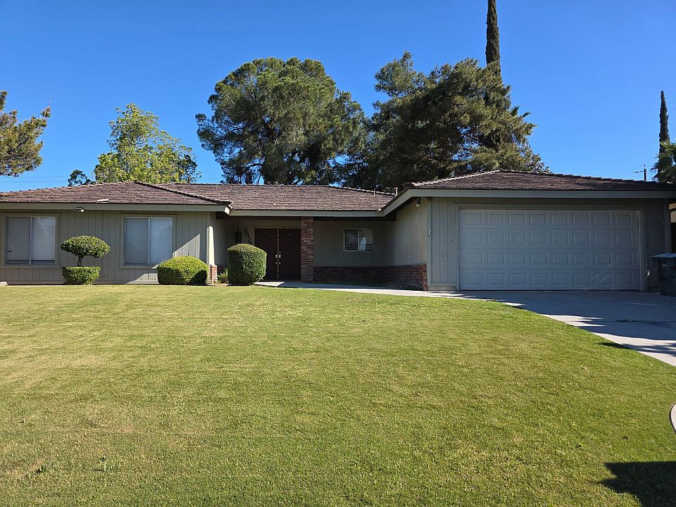 1st image of 3824 Christmas Tree Ln