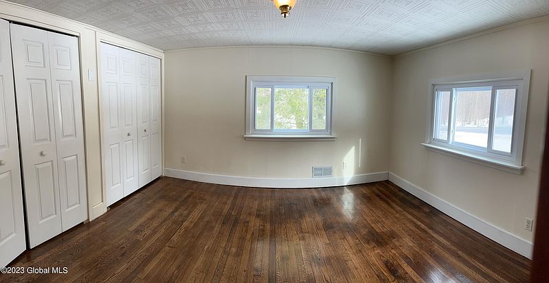 5th image of 329 Bolt Road