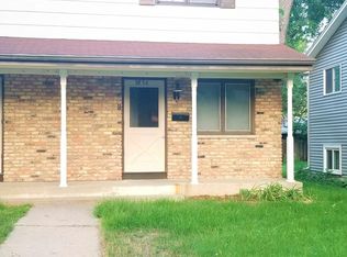 3856 Xenia Ave N, Robbinsdale, MN 55422