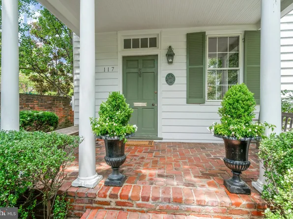 117 Duke St, Alexandria, VA 22314