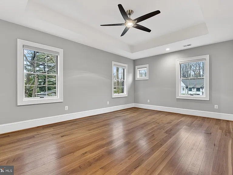 7002 River Oaks Dr — Photo 27