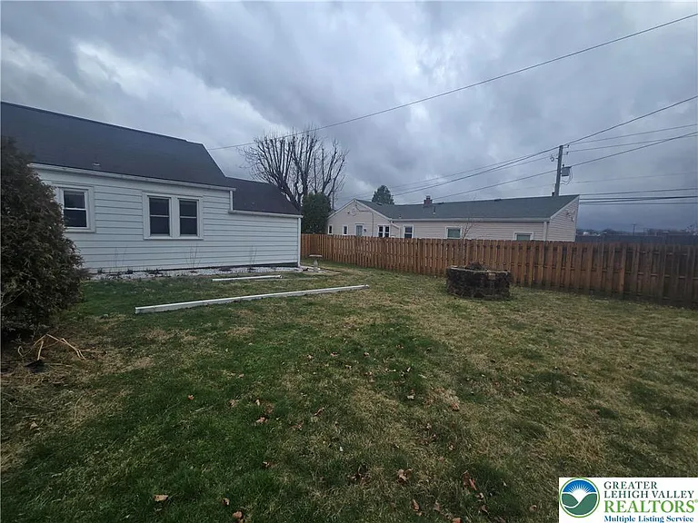 3129 Moravian Ave — Photo 13