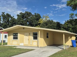 2418 Wishing Well Cir, Tampa, FL 33619