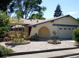 136 Carlsbad Cir, Vacaville, CA