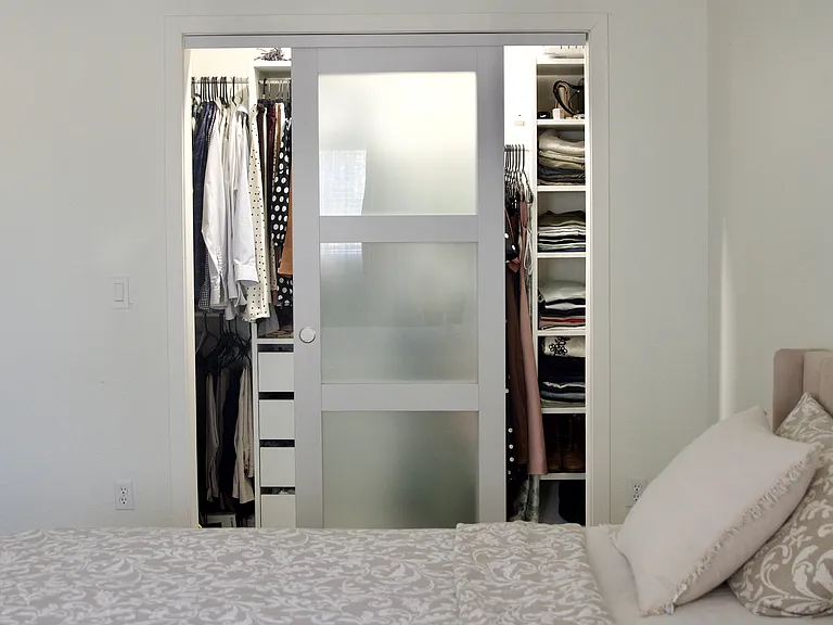 3114 W Mark Ln — Photo 10