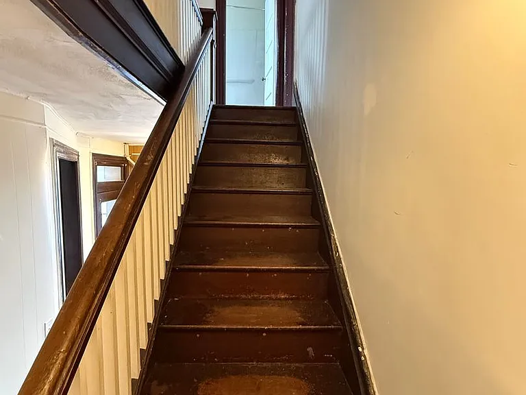 49 W Commerce St — Photo 21