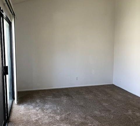 Master Bedroom with patio deck