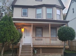 133 W 3rd Ave, Roselle, NJ