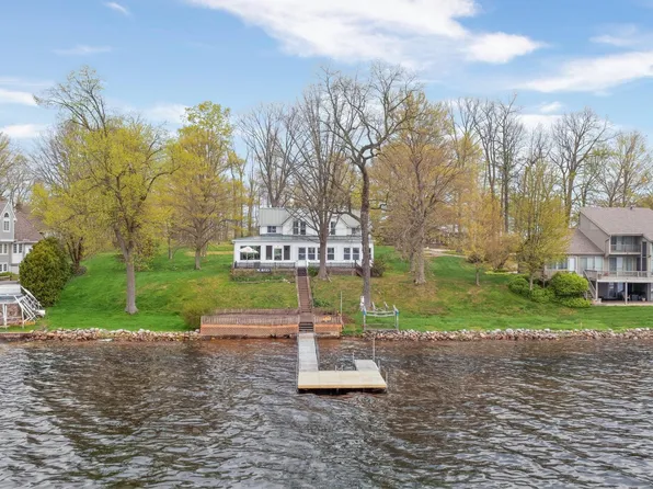 61305 Crooked Creek Rd, Cassopolis, MI 49031