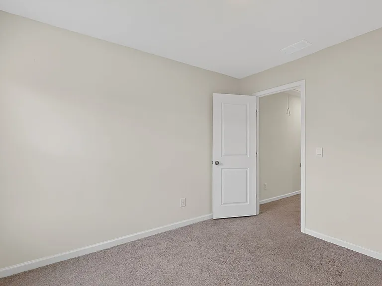 127 Birch Cir — Photo 13
