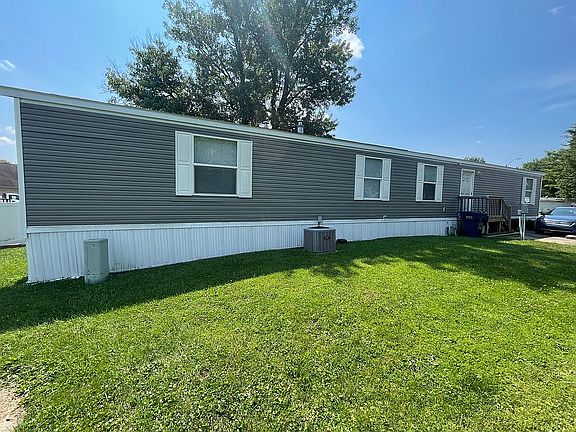 3rd image of 9005 Catskill Ct