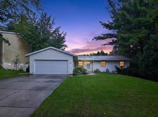 2622 Homestead Rd, Madison, WI 53711