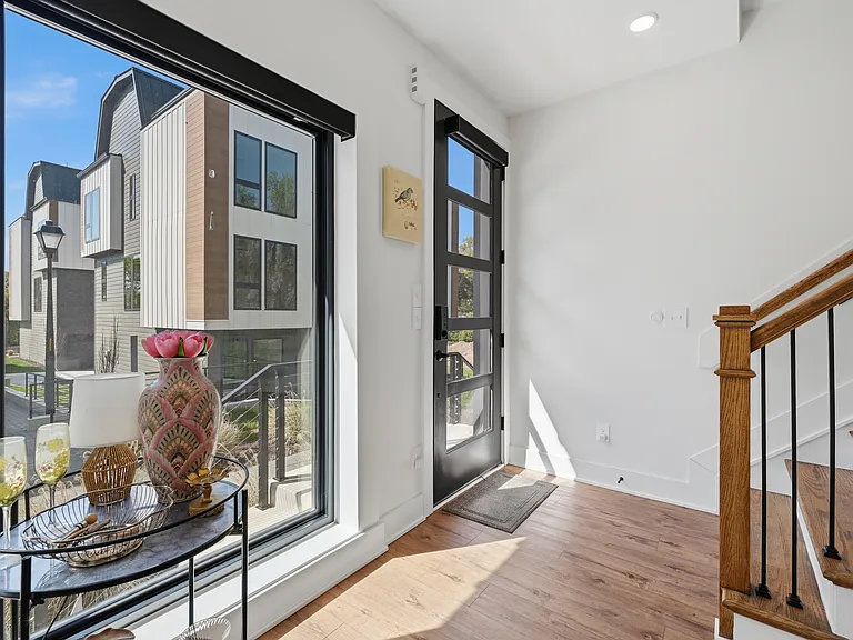 512 Gordon St — Photo 29