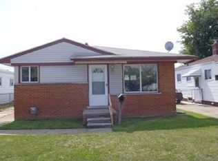 7020 Paige Ave, Warren, MI