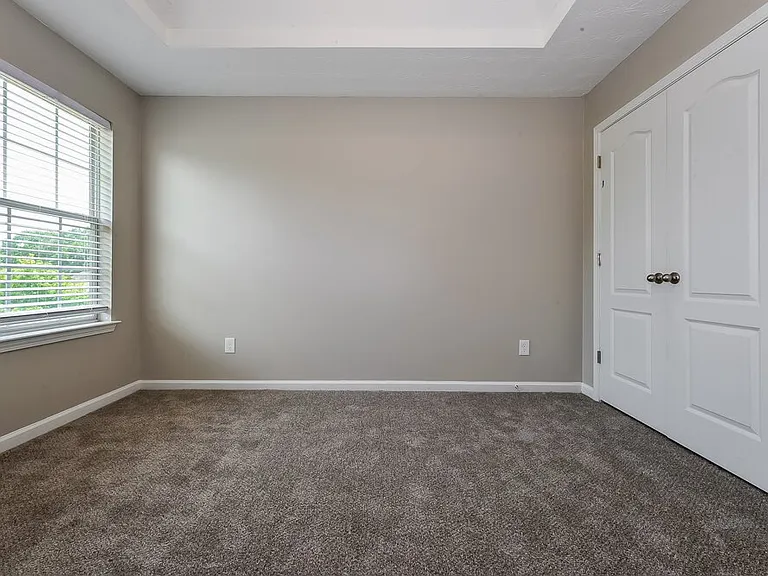 657 Howell Dr — Photo 13