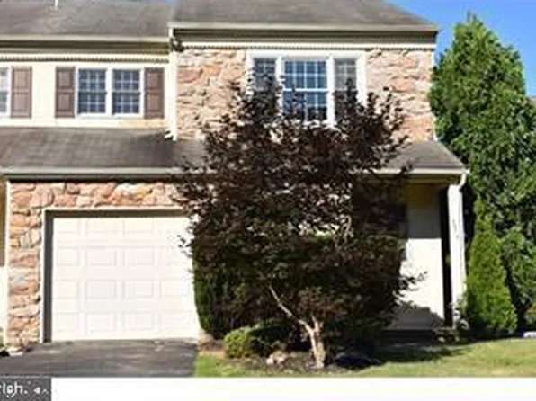 1514 Isaacs Ct, Maple Glen, PA 19002