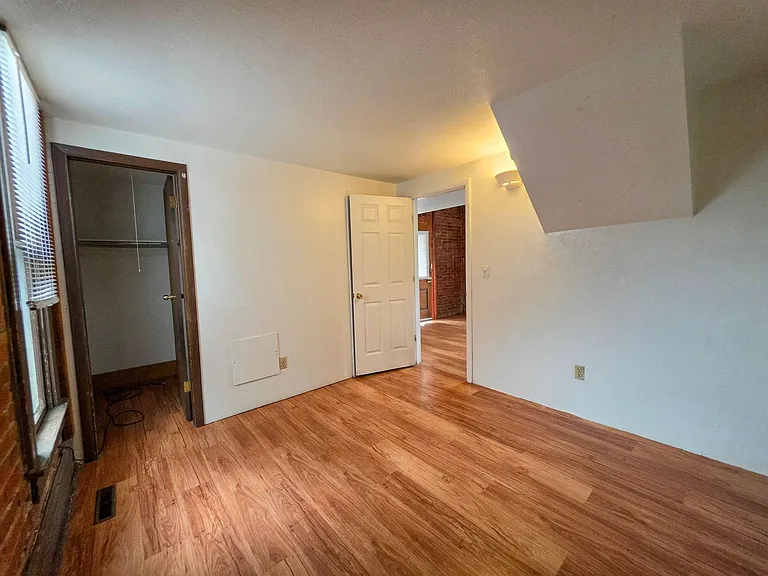 1742 Walnut — Photo 7