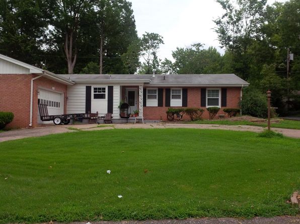 1013 S Briarwood Dr