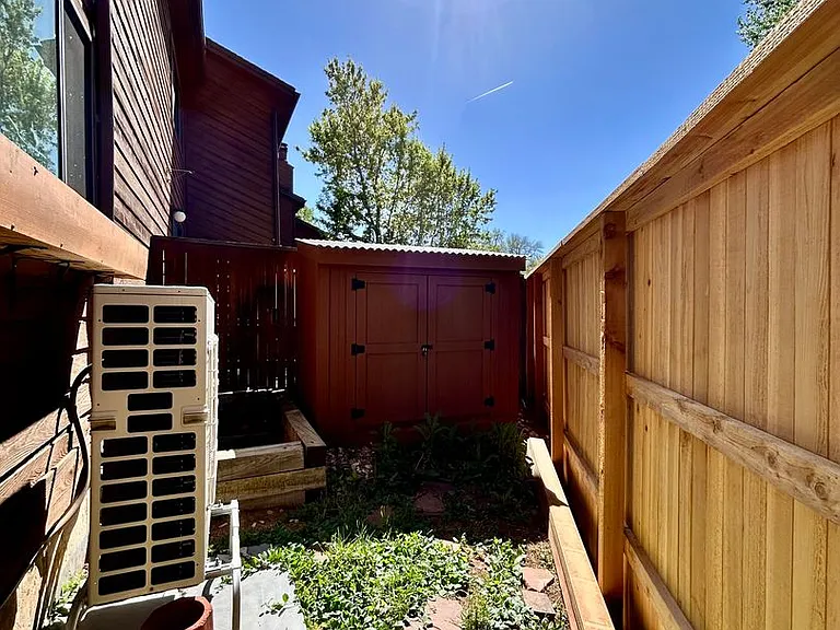 2650 Juniper Ave — Photo 15