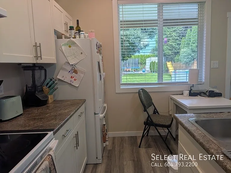 1680 Logan Rd #B — Photo 4