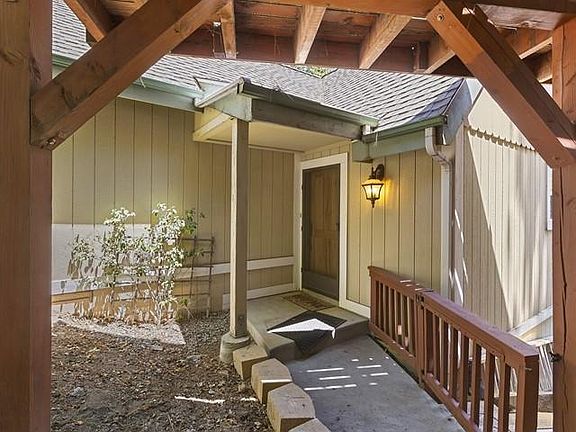 3rd image of 26638 Annandale Ct