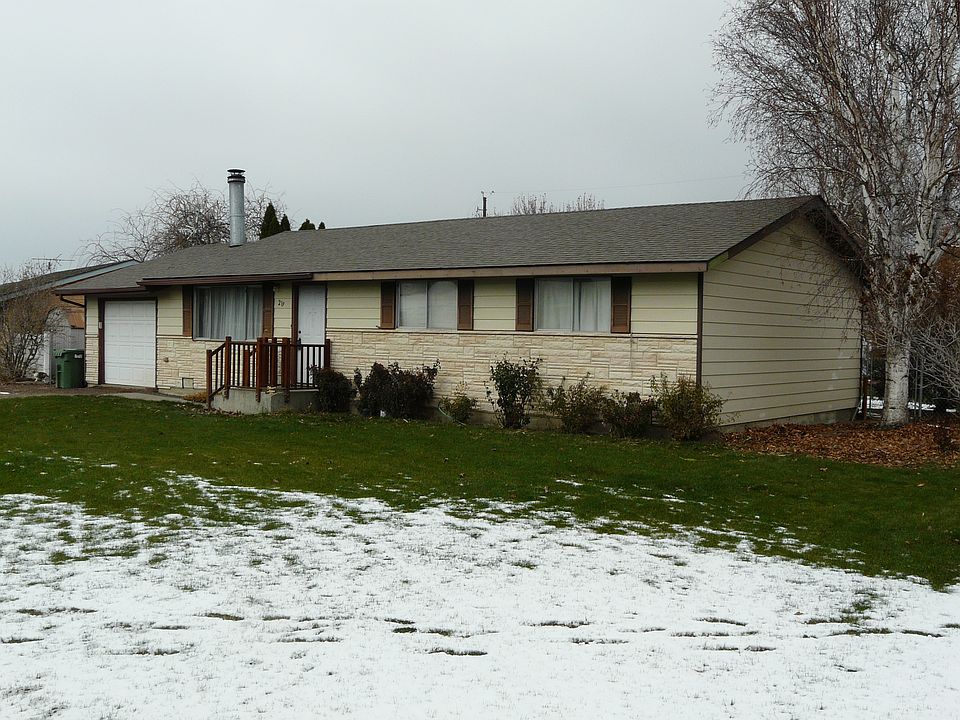 1st image of 219 Blossom Dr