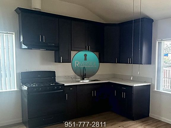 5th image of 24140 Atwood Ave