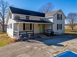 8245 Pilot Rock Rd, Hopkinsville, KY 42240