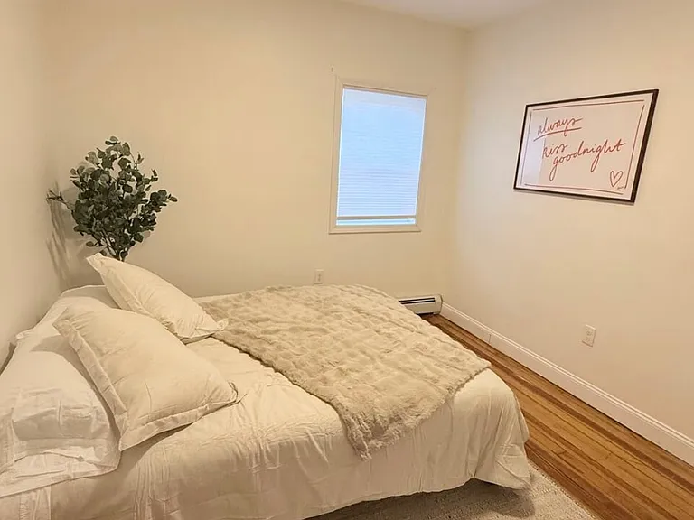 498 Academy Ave #3 — Photo 4
