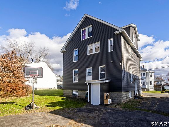 4th image of 4 Columbus Avenue